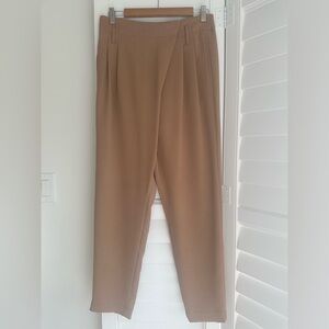 Aritzia Wilfred Crossover Trousers in Camel. Size Small.